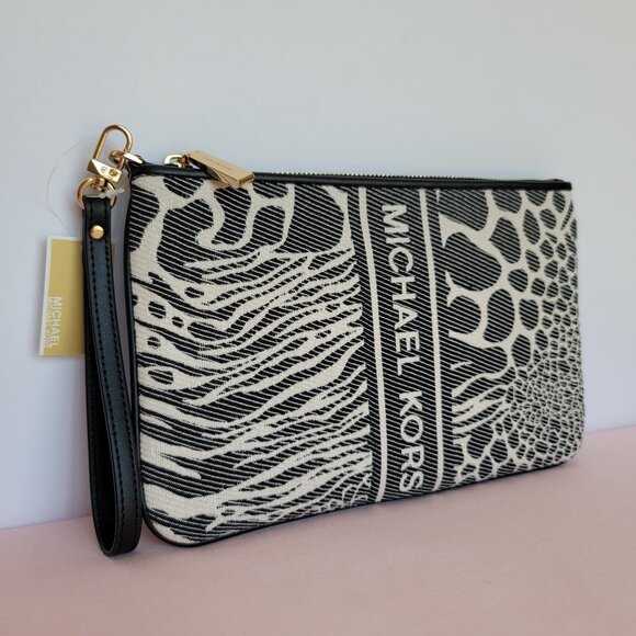 MICHAEL KORS Jet Set Charm Signature Logo Wristlet/Pouch- Black Multi - Picture 3 of 16